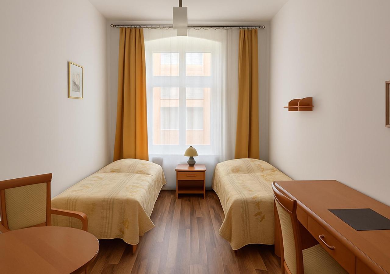Babel Hostel, Dworzec Pkp, Rynek