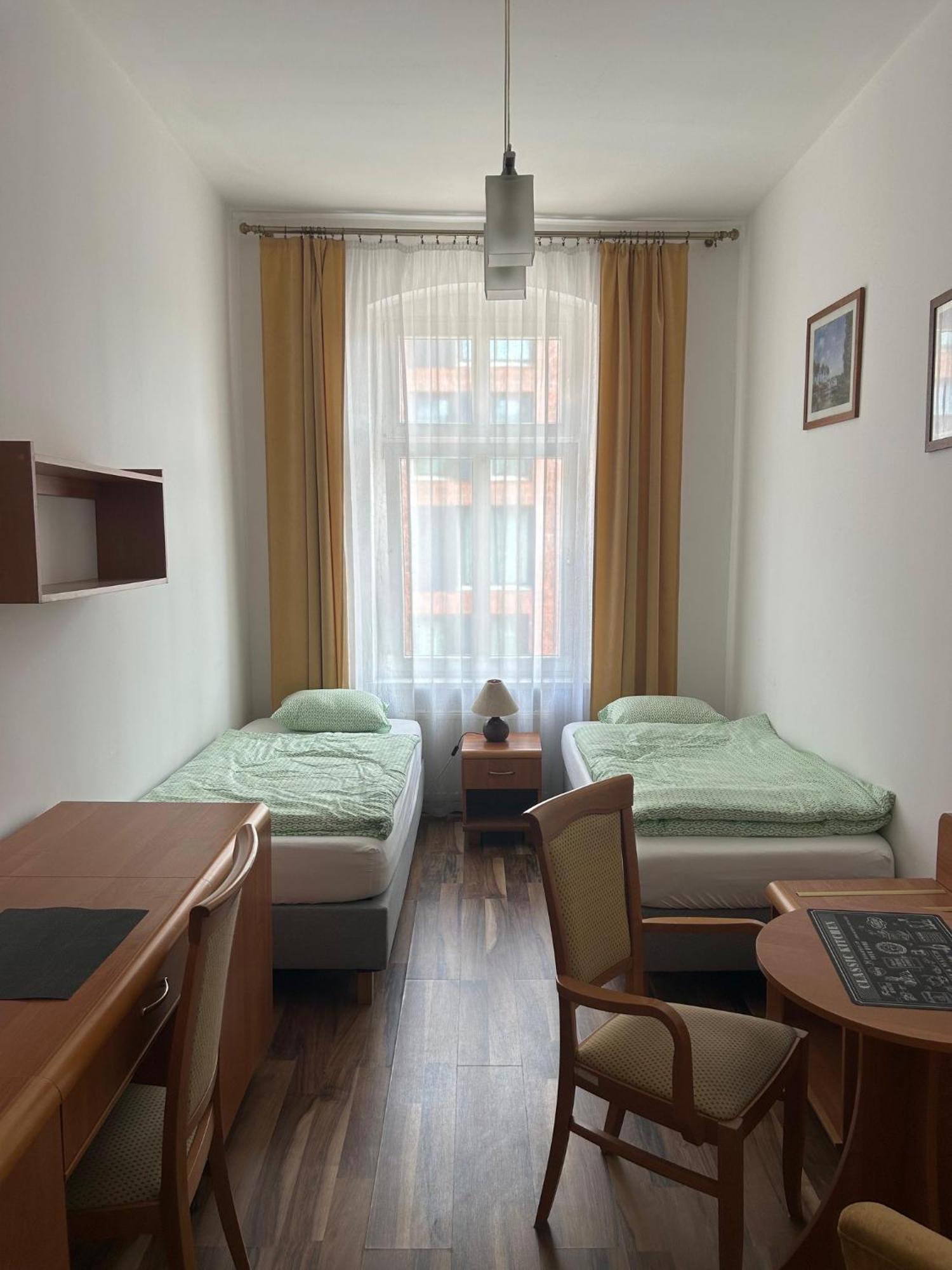 Babel Hostel, Dworzec Pkp, Rynek Hostel *